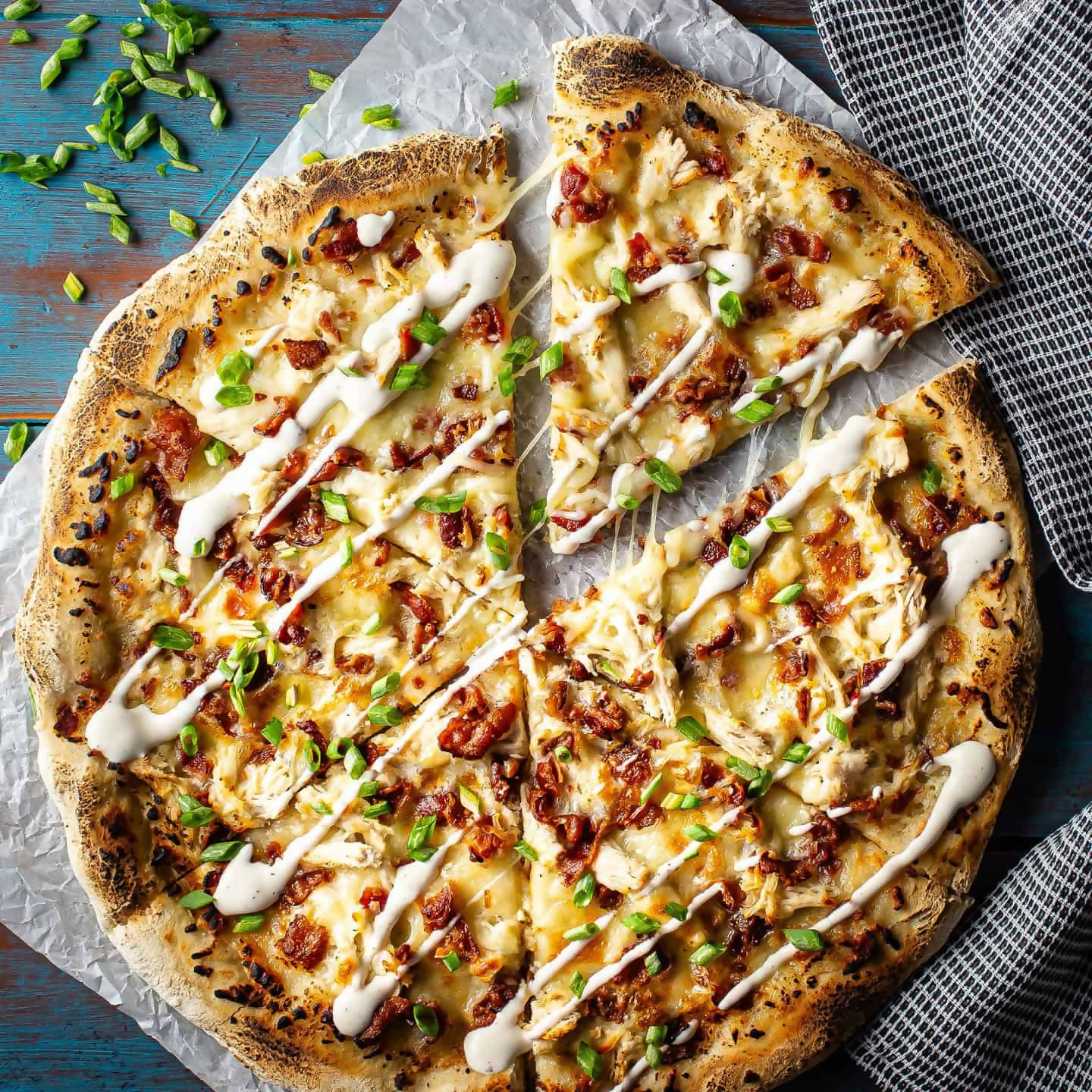 IMG_3069-chicken-bacon-ranch-pizza